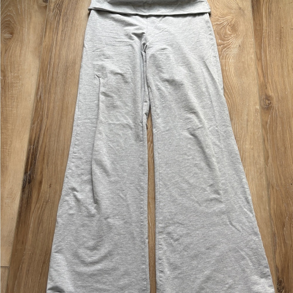 Women’s wideleg pants - Picture 3 of 4